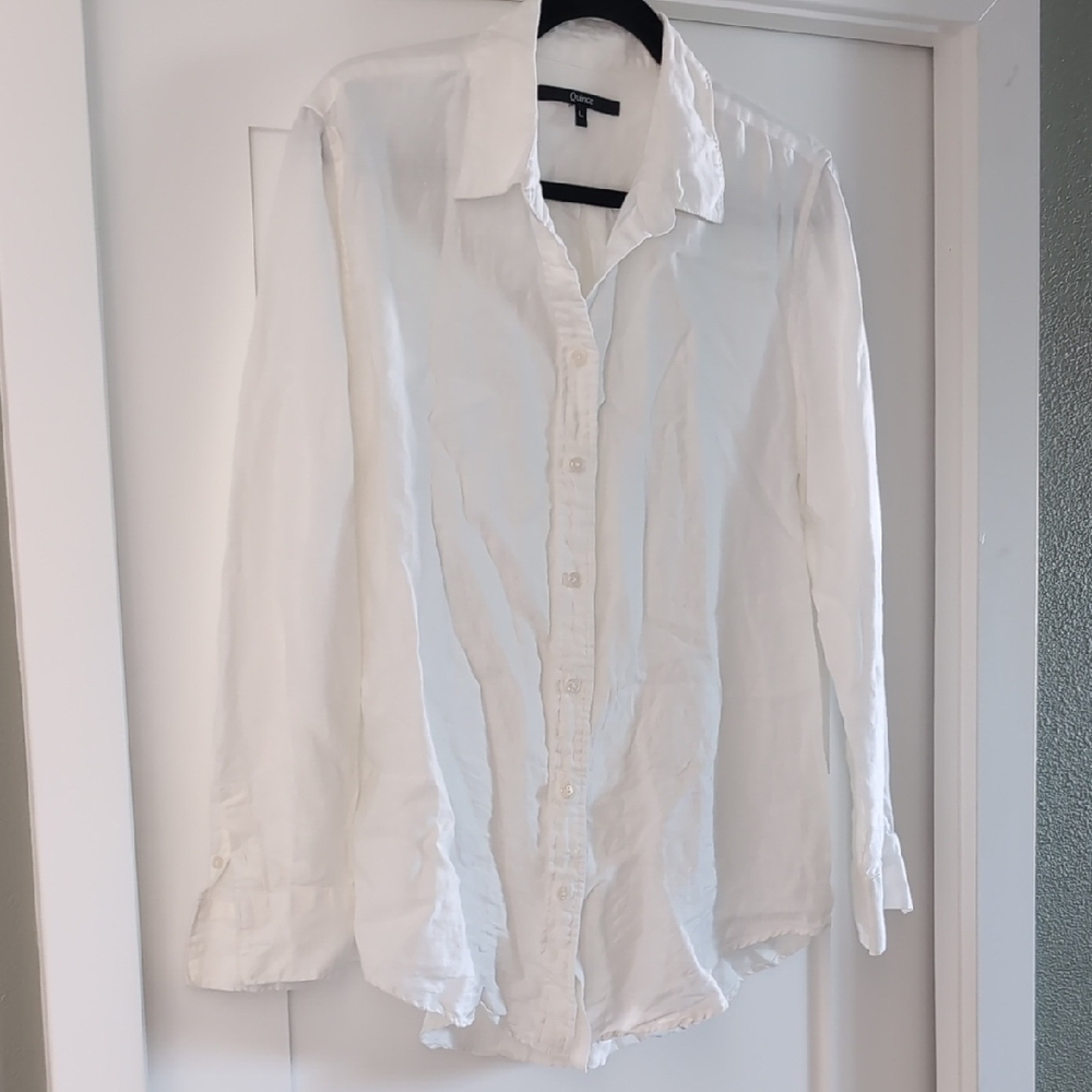 Quince Women's Linen Classic White Button Down Shirt - Picture 2 of 3